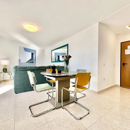 Torres De Yomely - M11d