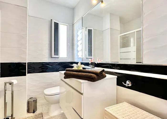 Torres De Yomely - M11d Playa de las Américas